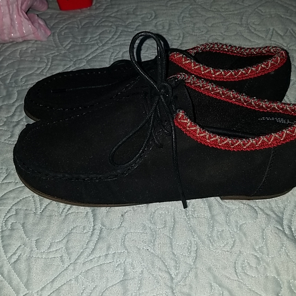 Bamboo Palazzo Suede Shoes sz 7 1/2